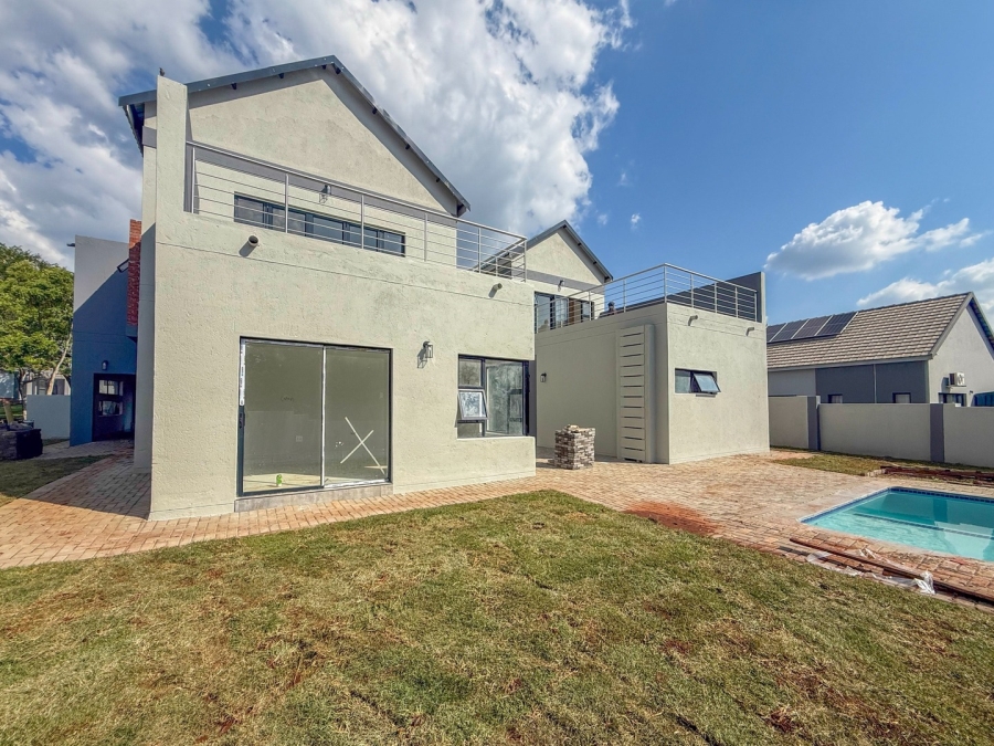 4 Bedroom Property for Sale in Landsmeer Residential Estate North West